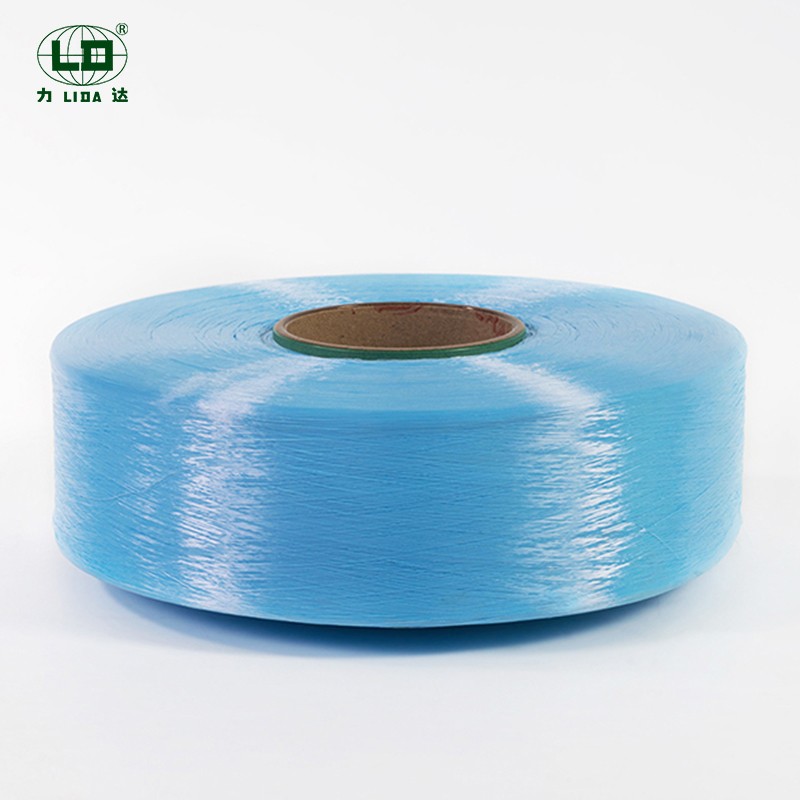 Menene halayen Semi Dull Polyester Dope Dyed Filament Yarn